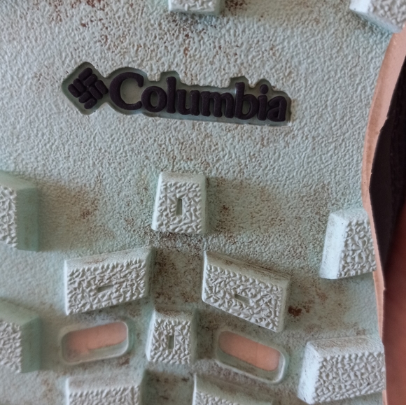 Columbia Shoes - Picture 9 of 11